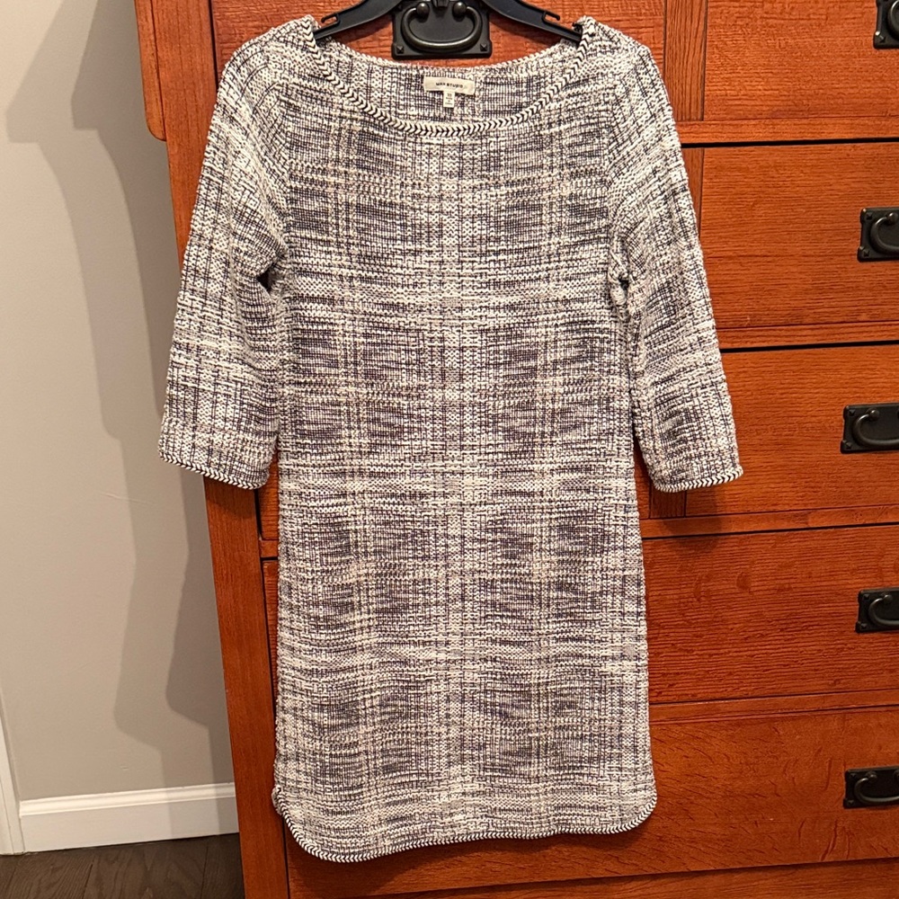 Elegant Gray Knit Dress